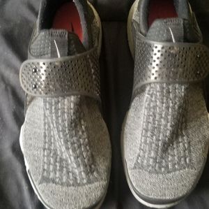 Nike Sock Dart Wolf Gray size 11